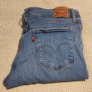 Levi's Women's Denim Straight Leg Jeans